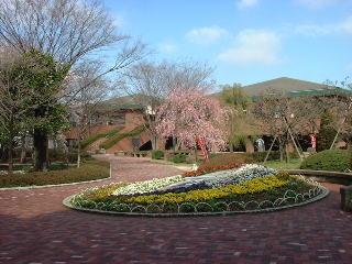 park. Forest of citizens ・ 960m until Minuma Green Center