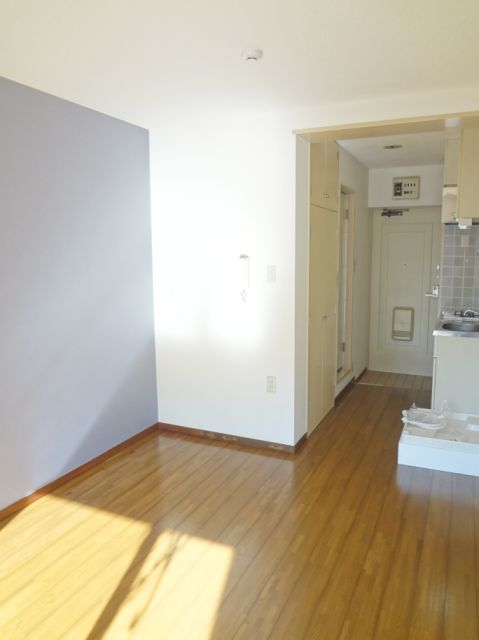 Living and room. Stylish accent Cross