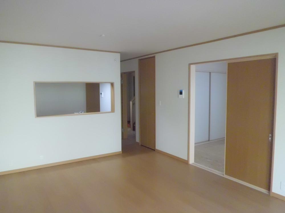 Same specifications photos (living). Same specifications