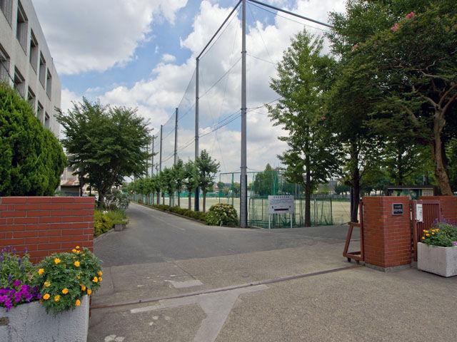 Junior high school. Nissin 1360m until junior high school