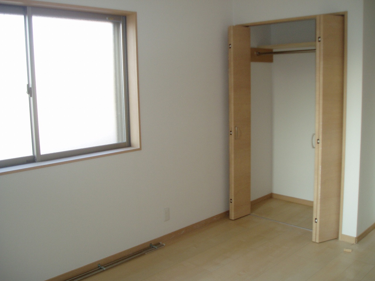 Receipt. Western style room