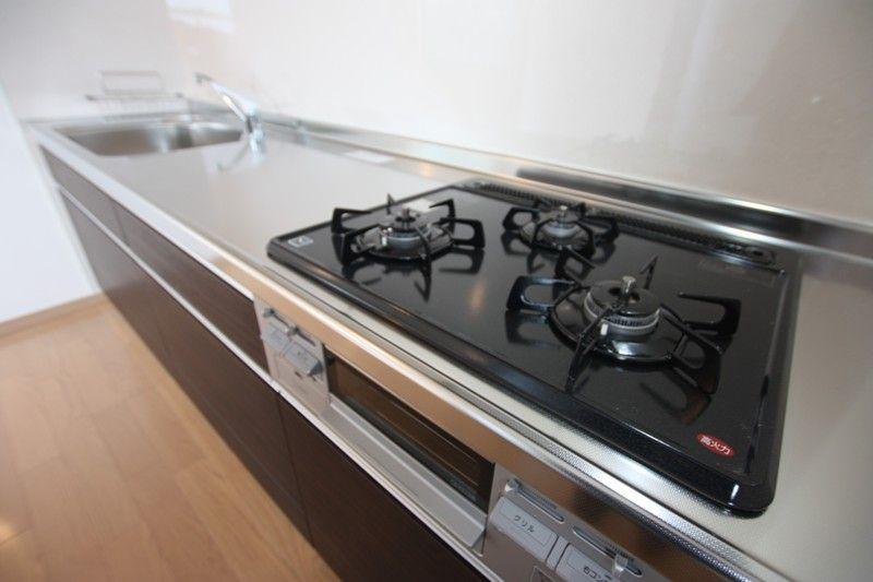 Same specifications photo (kitchen). Same specifications