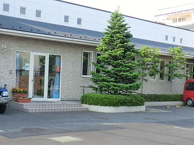 Hospital. 280m until Tomi depreciation clinic (internal medicine)