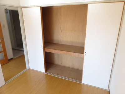 Receipt. Storage space