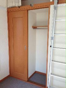 Receipt. Closet with shelves