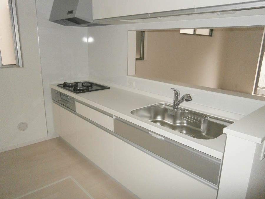 Kitchen. Was building completed. Such as the actual image from per yang, We have to wait all the time so you can see directly. 