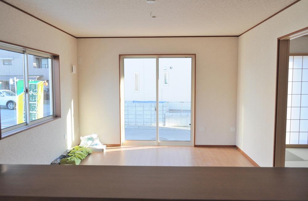 Living. View from the kitchen (Building 3 ・ 2013 November) shooting