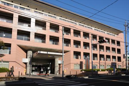 Hospital. Omiya Central General Hospital until the 1300m walk about 17 minutes ■ Private hospital in the town Higashionari. There is a department of 12.