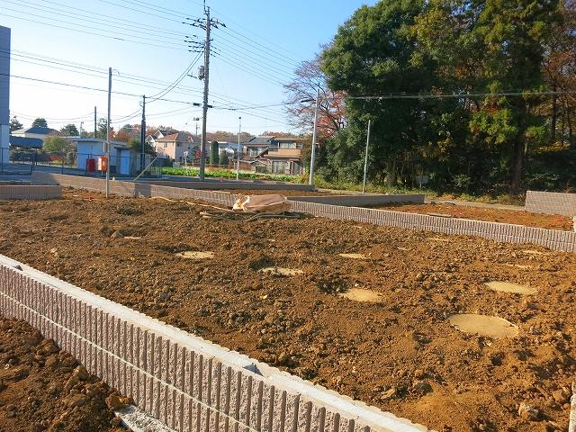 Local appearance photo. Local (12 May 2013) Shooting