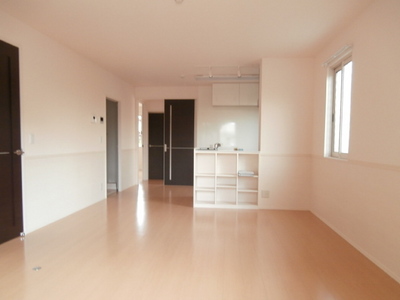 Living and room. ☆ Face-to-face kitchen ☆