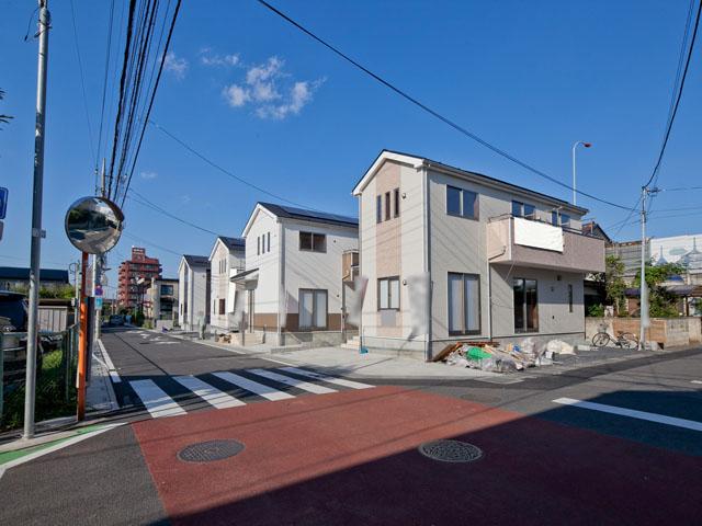 Other. ■ All Building solar panels equipped! Car space equipped!
