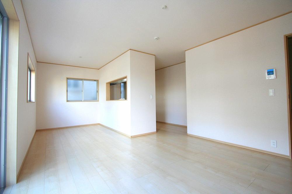 Living. Indoor (11 May 2013) Shooting