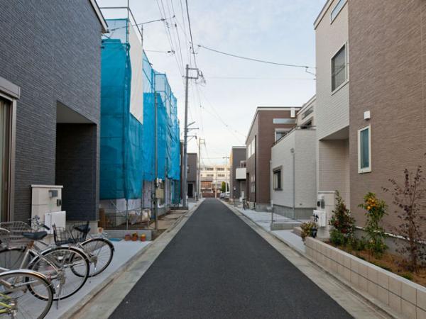 Local photos, including front road