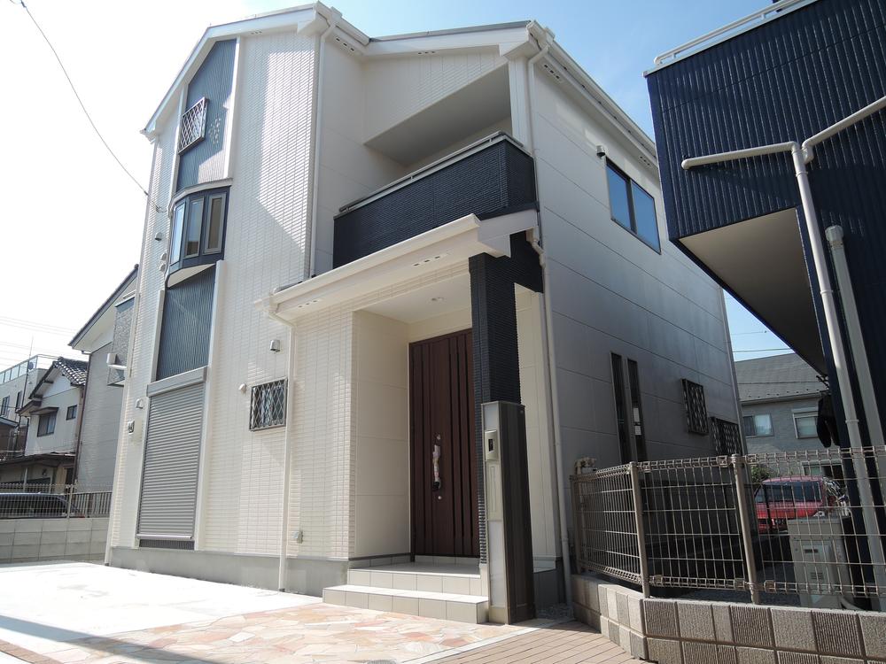 Local appearance photo