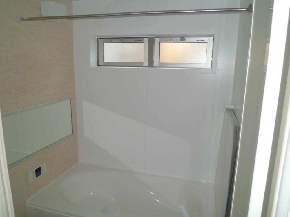 Bathroom. Indoor (11 May 2013) Shooting