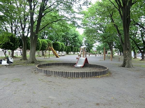 park. 135m to Hongo seventh park