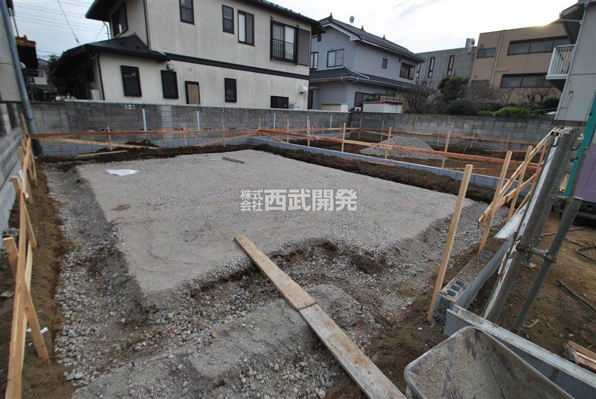 Local appearance photo. Local (12 May 2013) Shooting