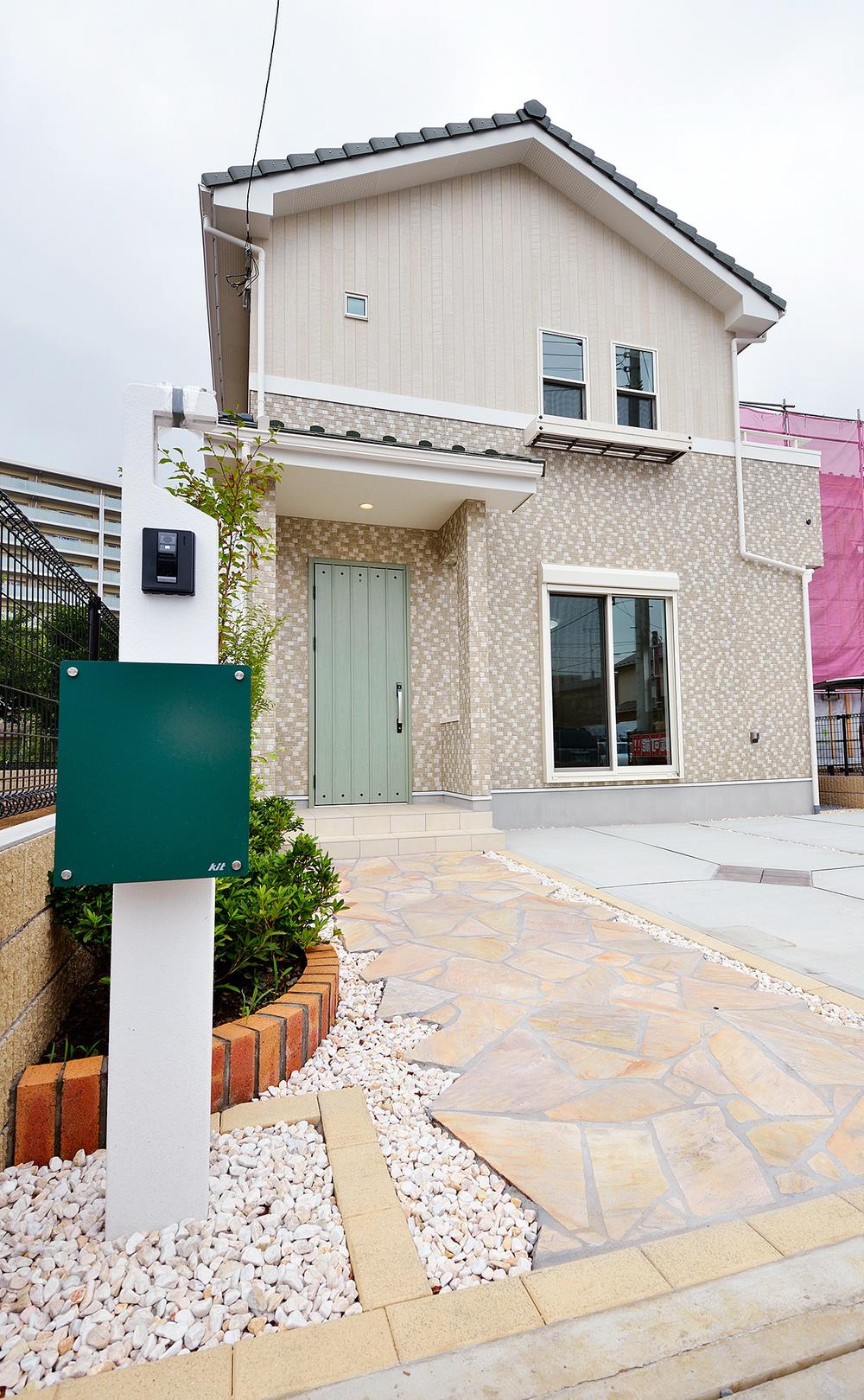 Local appearance photo. 5 Building was completed! Immediate Available! You can preview!