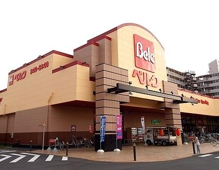 Supermarket. Berg 658m to Miyahara Saitama shop