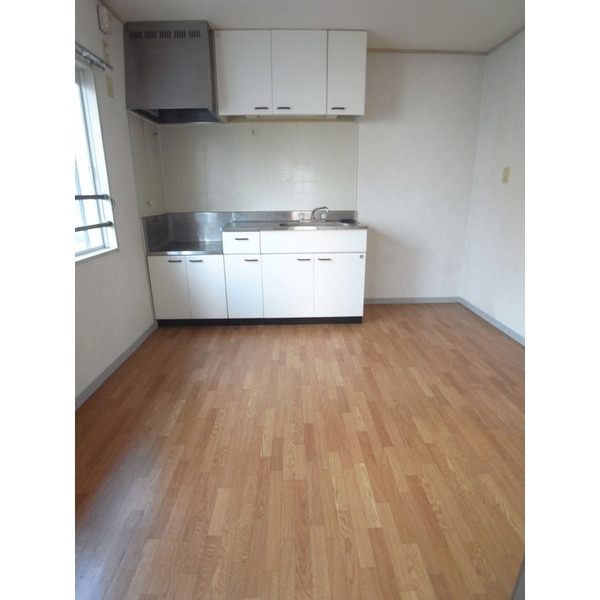 Living and room. DK6 Pledge