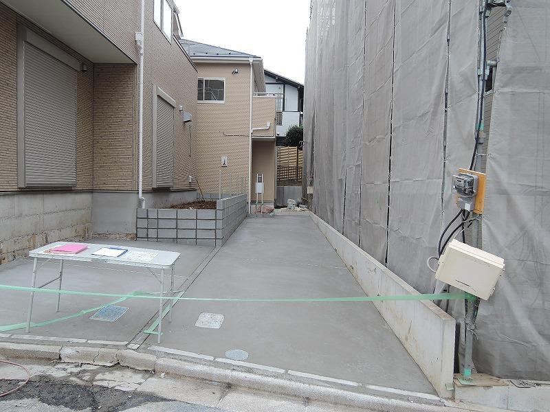 Local appearance photo. Local (12 May 2013) Shooting