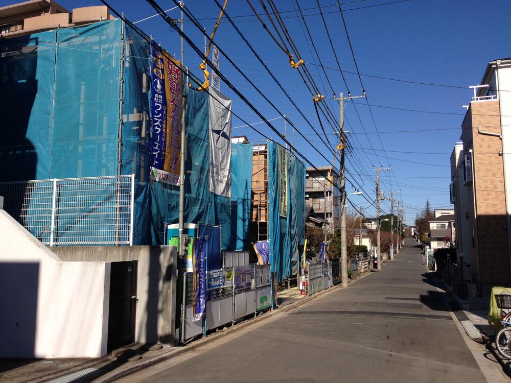 Local photos, including front road. Local (12 May 2013) Shooting