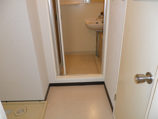 Other Equipment. Dressing room