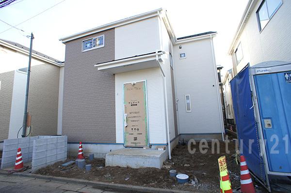 Local appearance photo. Building 3