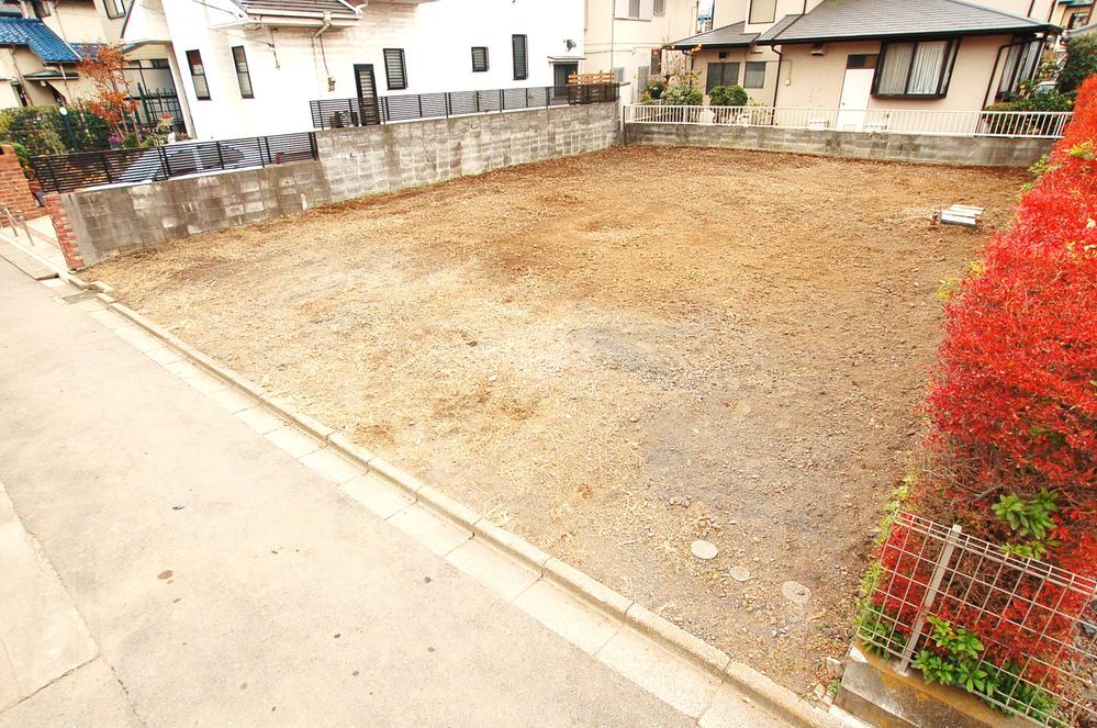 Local land photo. Spacious 62 square meters! !
