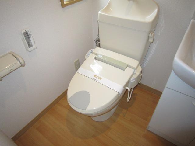 Toilet