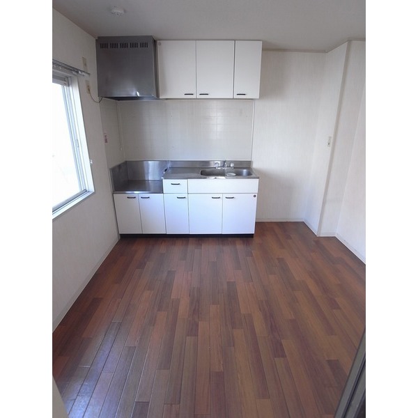 Living and room. DK6 Pledge