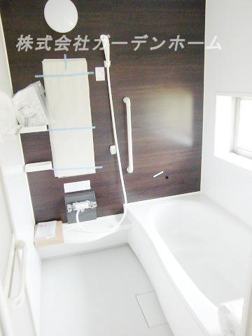 Bathroom. Popular readjustment areas over the entire road is spacious 6m kindergarten 4 minutes, Good location seismic grade of elementary school 8 minutes is dwelling unit safe residential car space that can also be two at the highest grade