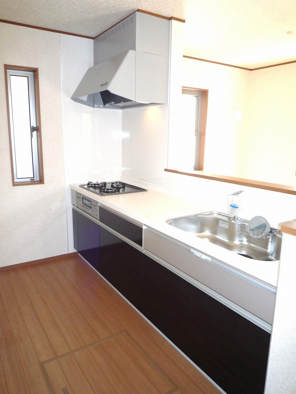 Model house photo. Popular starting station walking distance Master Bedroom spacious 7.5 ~ 8.5 Pledge to popular counter kitchen Japanese-style room of Tsuzukiai attractive same day of your tour Allowed relaxed the entire surface of 5m road