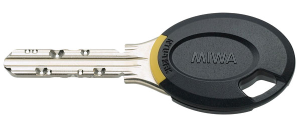 Security.  [Unlocking possible non-touch key in the only close to the sensor] To the entrance of the auto-lock door, That can be unlocked by simply closer to the sensor, Has adopted a non-touch key (non-contact type key). There is no trouble inserting the key into the keyhole, It can be operated comfortably. (Same specifications)