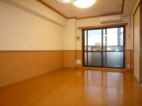 Living and room. 10 Pledge of LDK