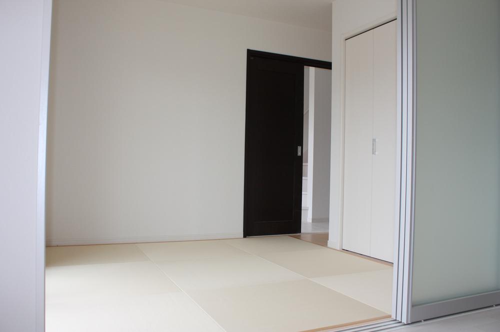 Non-living room. Indoor (July 2013) Shooting