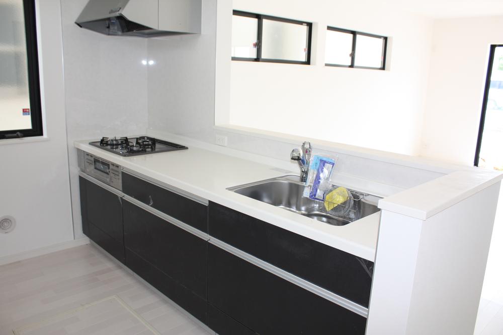 Kitchen. Indoor (July 2013) Shooting