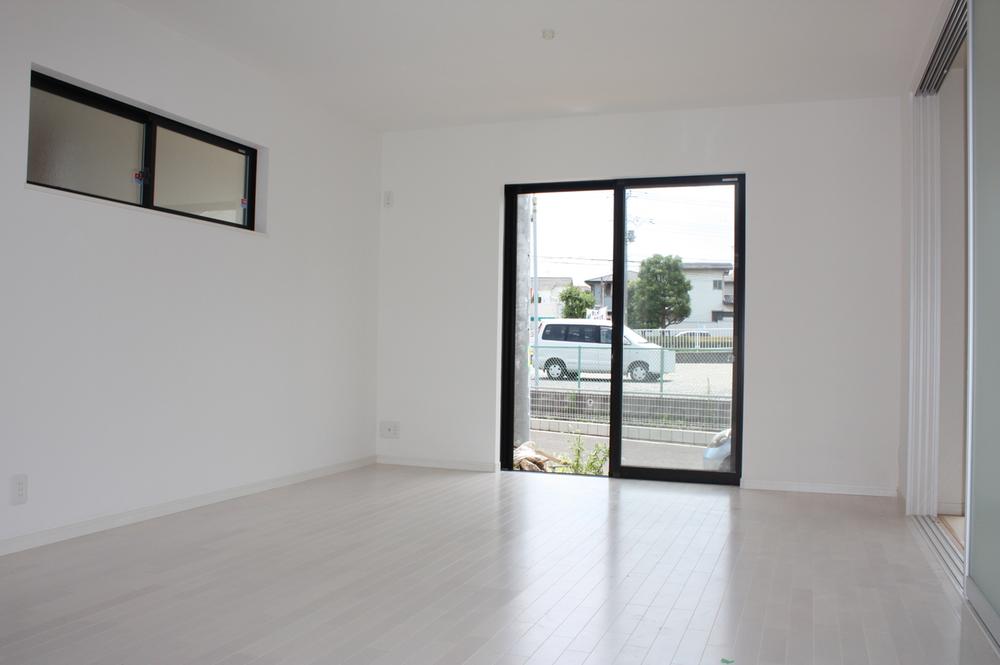 Living. Indoor (July 2013) Shooting