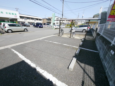 Parking lot. On-site parking