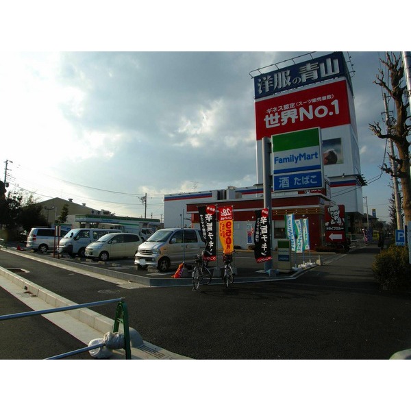 Convenience store. FamilyMart Urawa Shibahara store up (convenience store) 340m