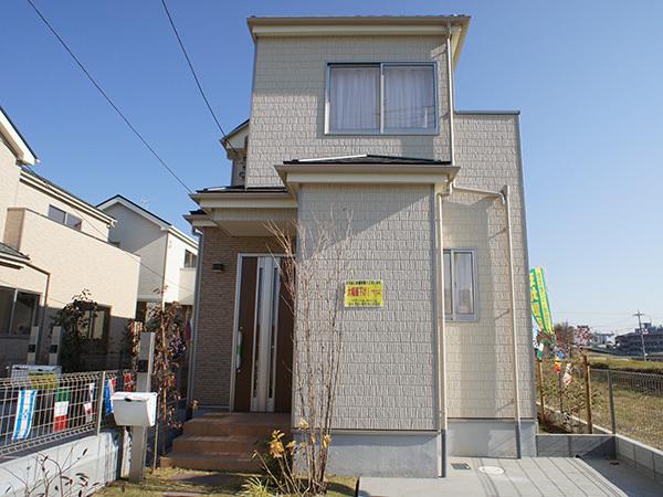 Local appearance photo. C Building