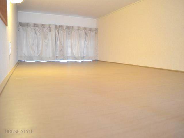 Other room space. Well even sleep in the loft ☆ Even with the storage Yoshi ☆