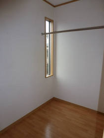 Other. 3 Pledge of closet