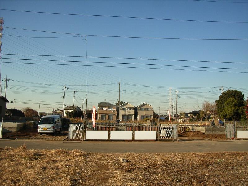 Local appearance photo. Local (12 May 2013) Shooting