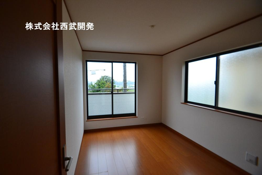 Non-living room. Indoor (10 May 2013) Shooting