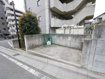 Other. On-site dumping ground up to (other) 10m