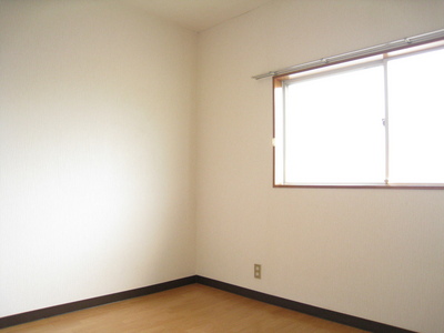 Living and room. It is a separate room. ・ * How in the room of the child?