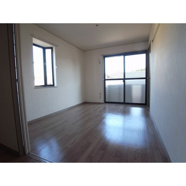 Living and room. South Western-style 6 Pledge