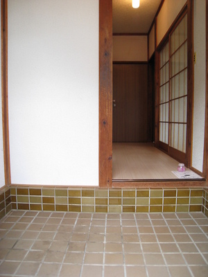 Entrance. Welcome back open the front door and is this image