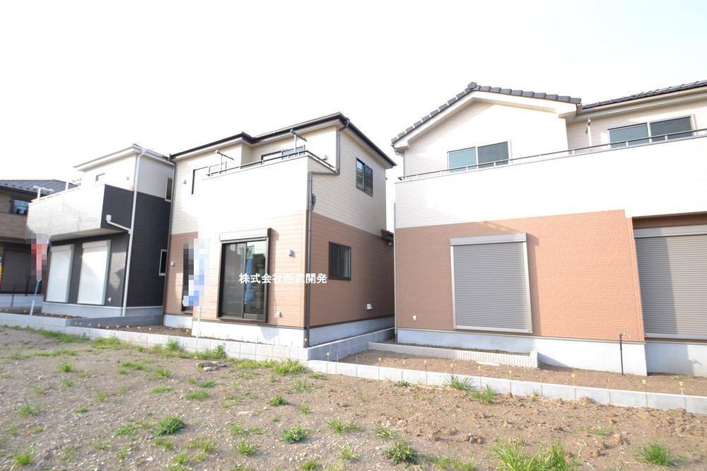 Local appearance photo.  [appearance] Local (04 May 2013) Shooting